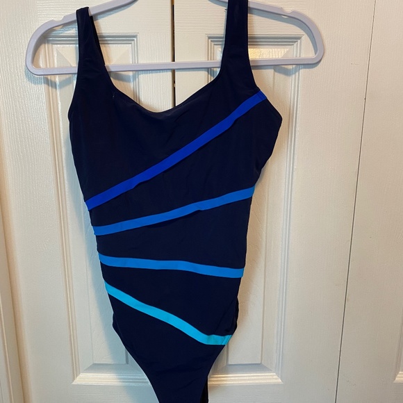 Marks and Spencer size 12 bathing suit - Picture 1 of 7